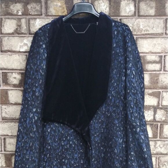 Elie Tahari Christina Topper Size Medium - Picture 4 of 8